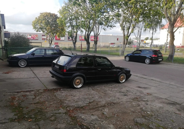 Volkswagen Golf cena 42000 przebieg: 136000, rok produkcji 1990 z Lębork małe 191